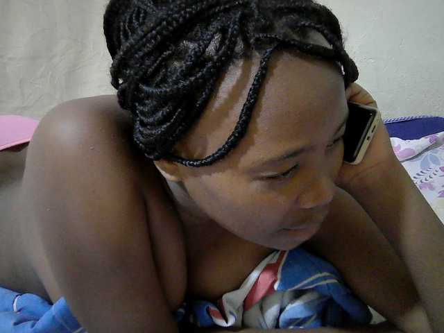 queen-slender live cam on BongaCams