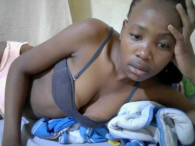 queen-slender live cam on BongaCams