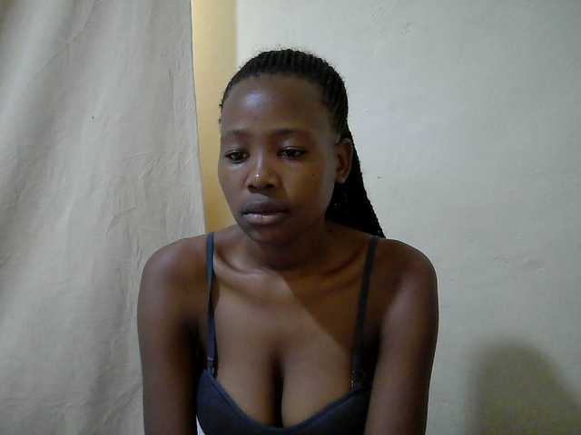 queen-slender live cam on BongaCams