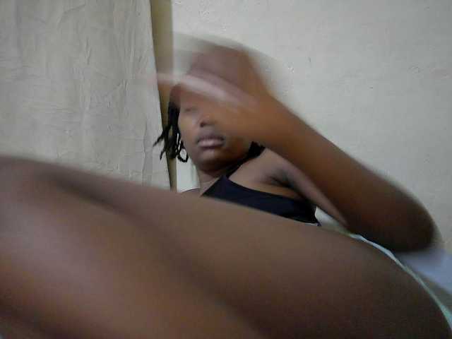 queen-slender live cam on BongaCams