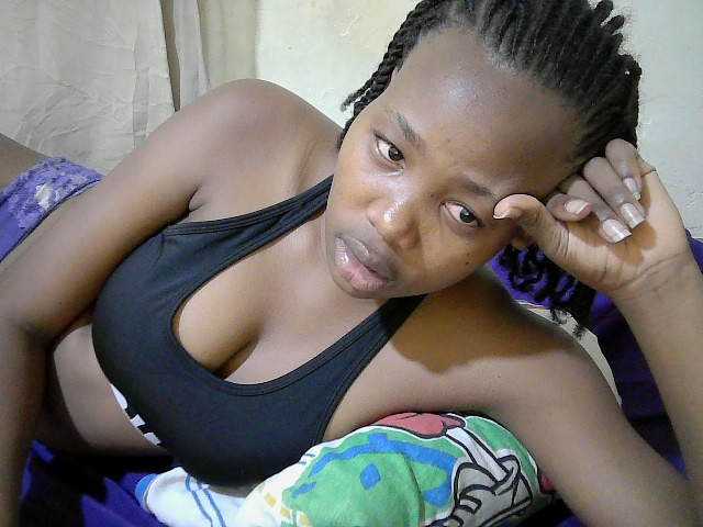 queen-slender live cam on BongaCams