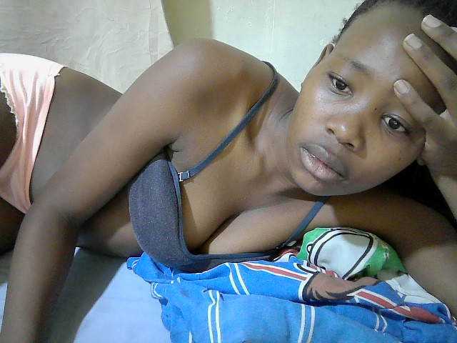 queen-slender live cam on BongaCams