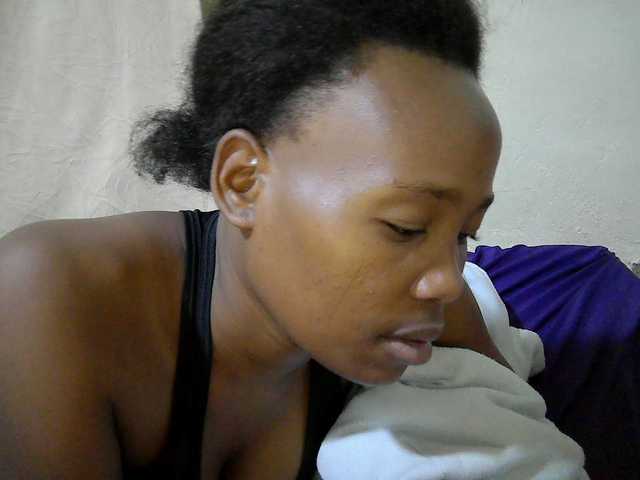 queen-slender live cam on BongaCams