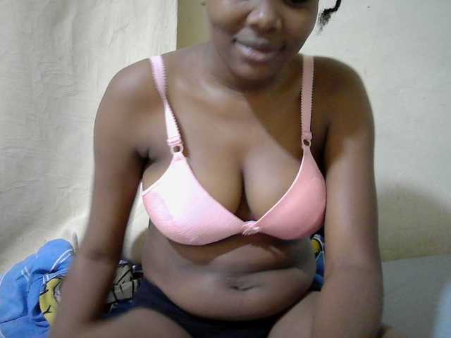 queen-slender live cam on BongaCams