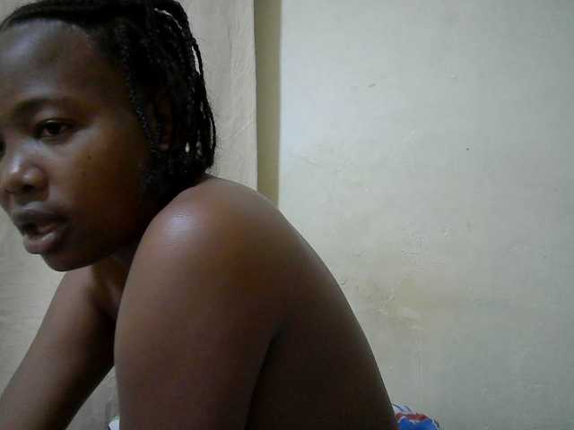 queen-slender live cam on BongaCams