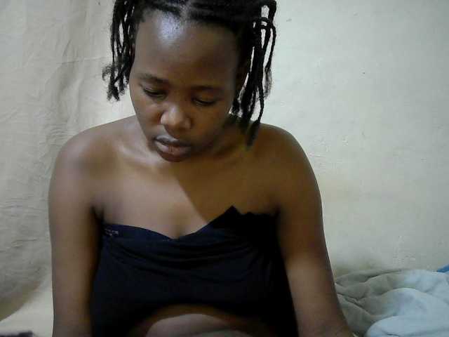 queen-slender live cam on BongaCams