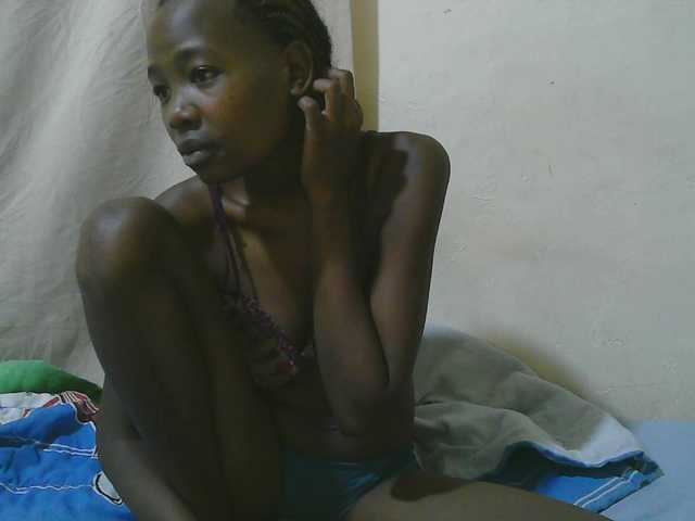 queen-slender's BongaCams show and profile