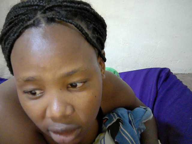 queen-slender live cam on BongaCams