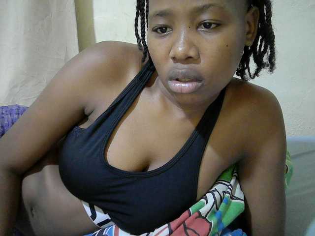 queen-slender live cam on BongaCams