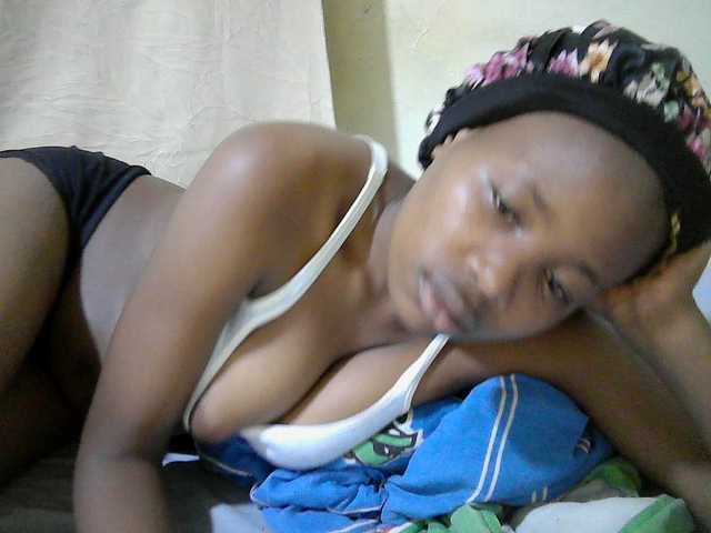 queen-slender live cam on BongaCams