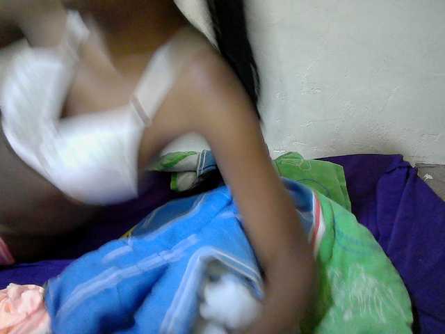 queen-slender live cam on BongaCams