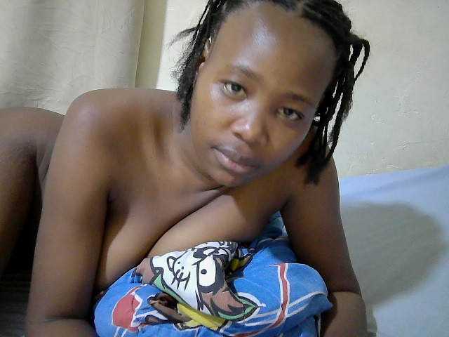 queen-slender live cam on BongaCams