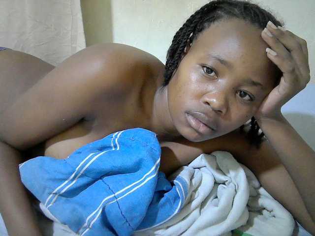 queen-slender live cam on BongaCams
