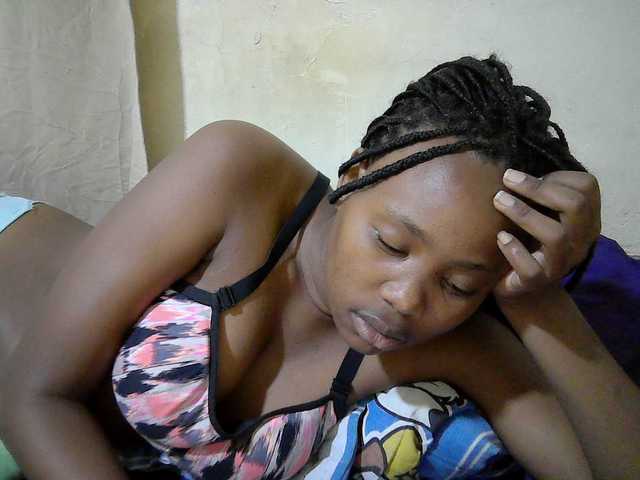queen-slender live cam on BongaCams
