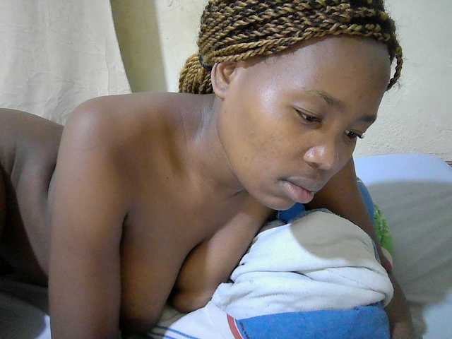 queen-slender live cam on BongaCams
