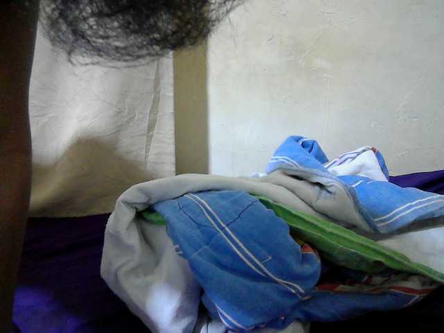queen-slender, en directo ahora en BongaCams
