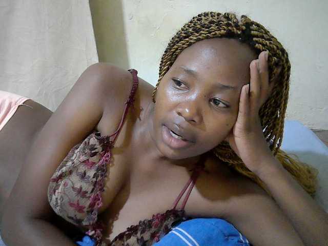 queen-slender live cam on BongaCams