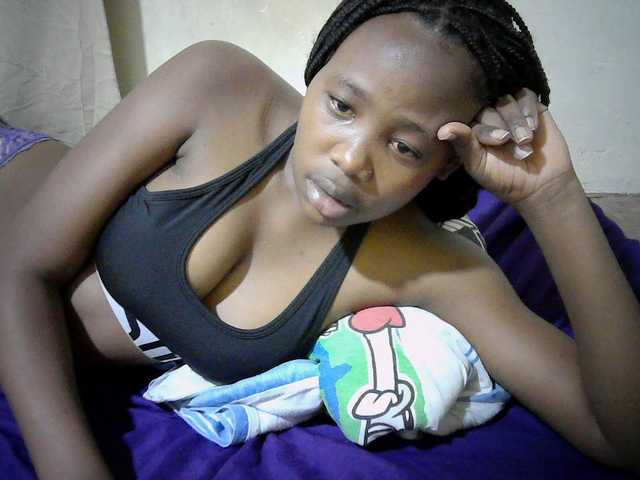 queen-slender live cam on BongaCams