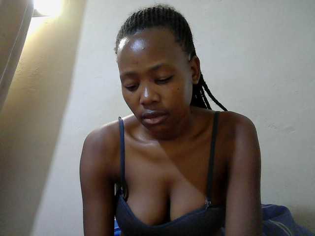 queen-slender live cam on BongaCams