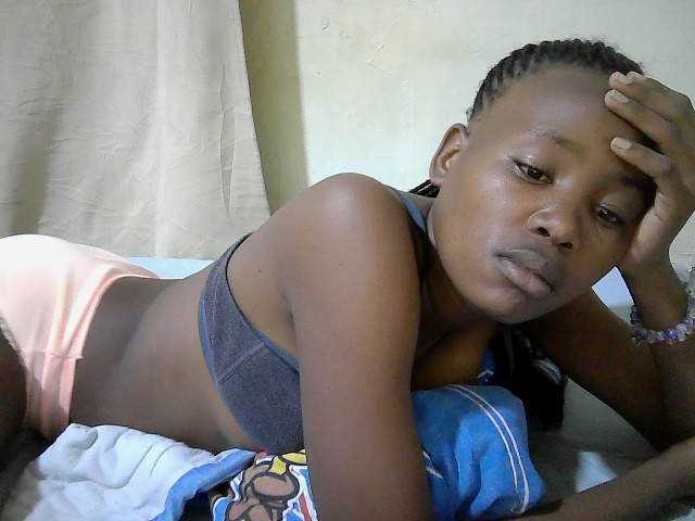 queen-slender live cam on BongaCams