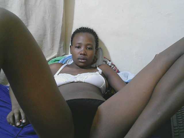 queen-slender's BongaCams profile