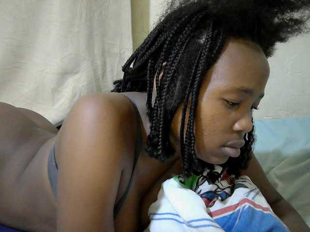 queen-slender live cam on BongaCams