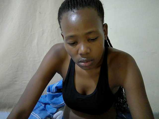 queen-slender live cam on BongaCams