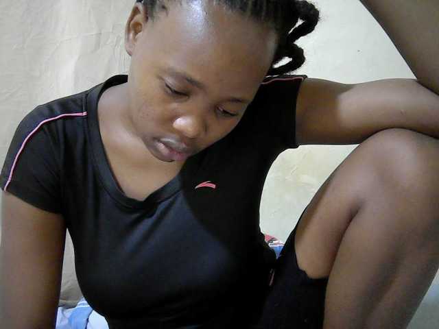 queen-slender live cam on BongaCams