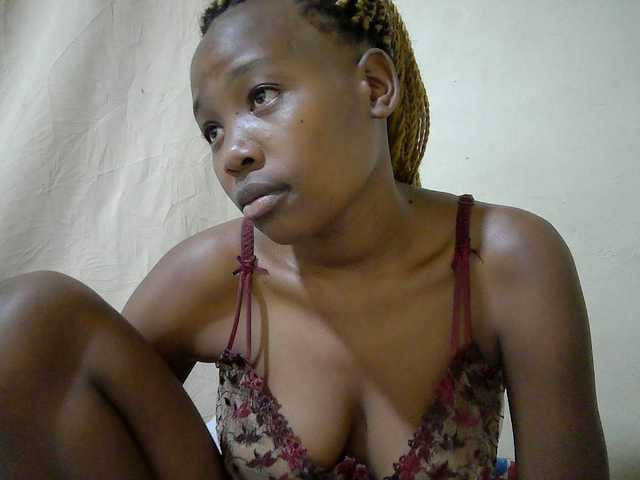 queen-slender Cam en direct sur BongaCams