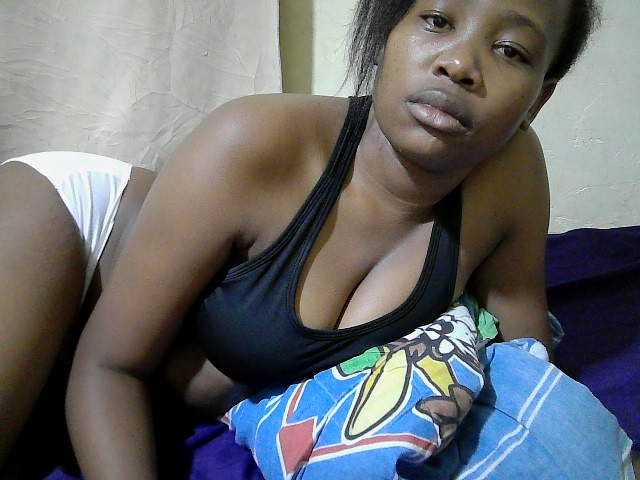 queen-slender live cam on BongaCams