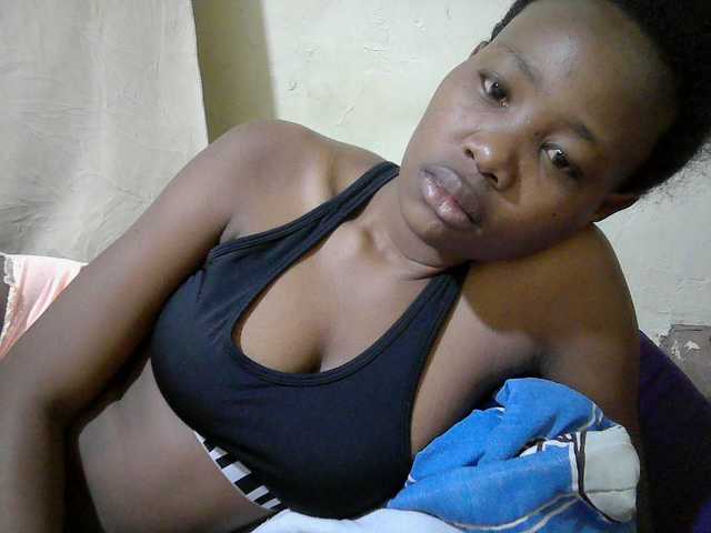 queen-slender live cam on BongaCams