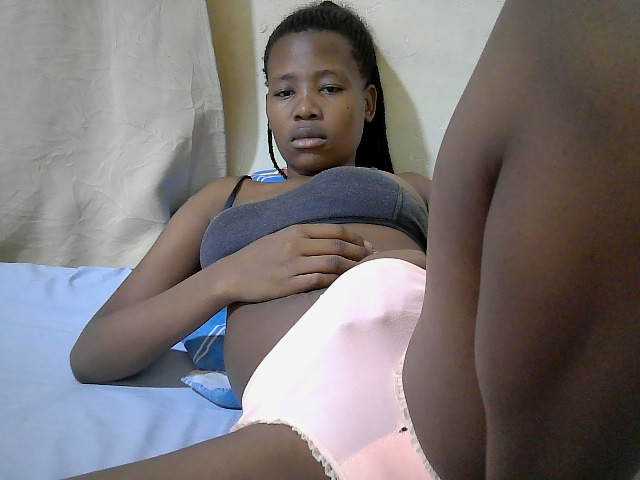 queen-slender live cam on BongaCams