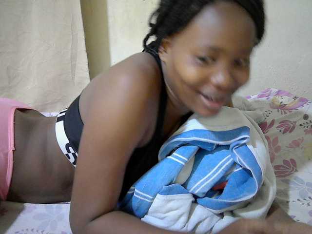 queen-slender live cam on BongaCams