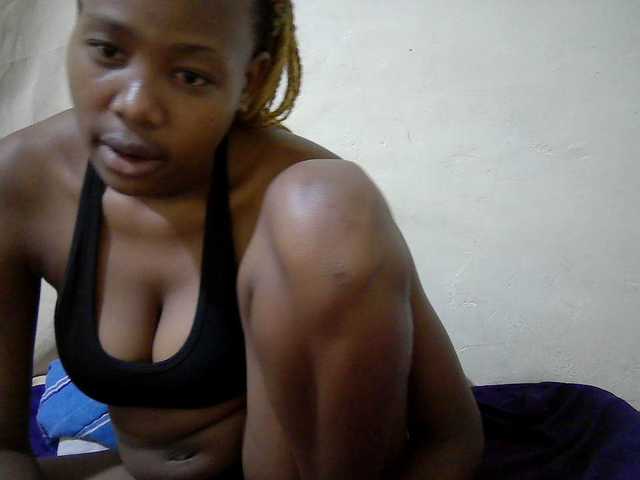 queen-slender live cam on BongaCams