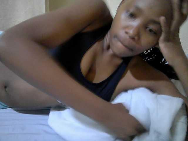 queen-slender live cam on BongaCams