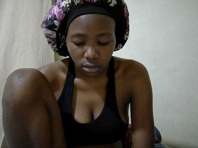 queen-slender live cam on BongaCams