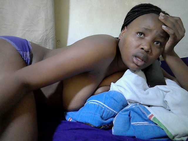 queen-slender live cam on BongaCams