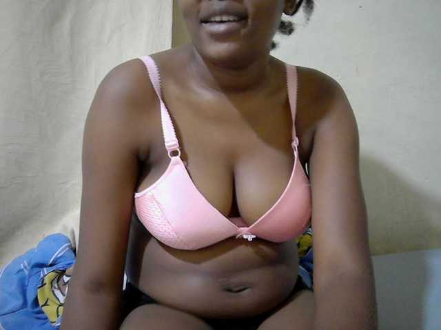 queen-slender live cam on BongaCams