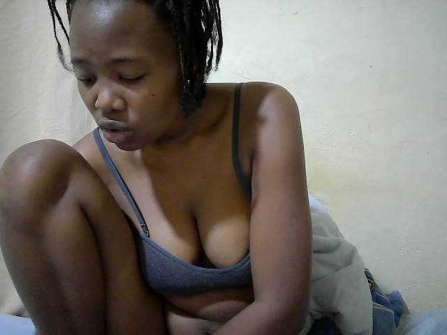 queen-slender live cam on BongaCams