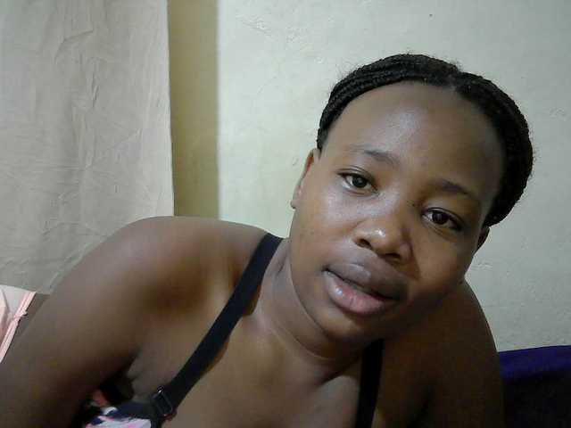 queen-slender live cam on BongaCams