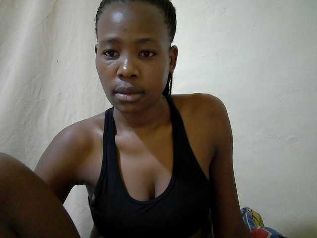 queen-slender live cam on BongaCams