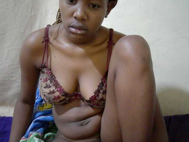 queen-slender live cam on BongaCams