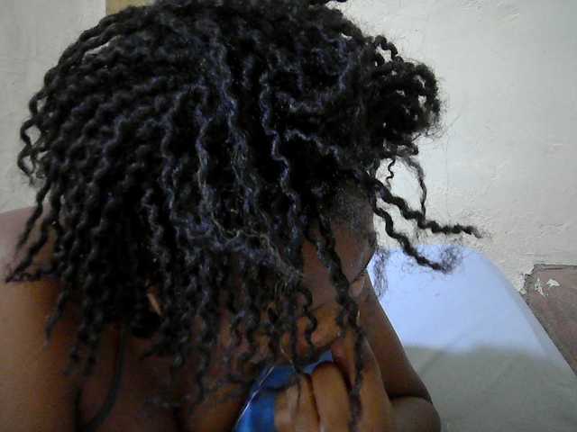 queen-slender live cam on BongaCams