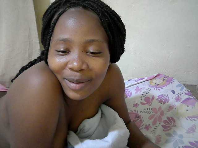queen-slender live cam on BongaCams