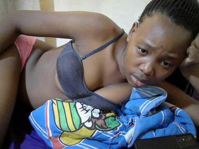 queen-slender live cam on BongaCams