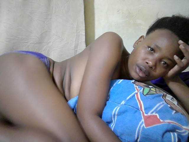 queen-slender live cam on BongaCams