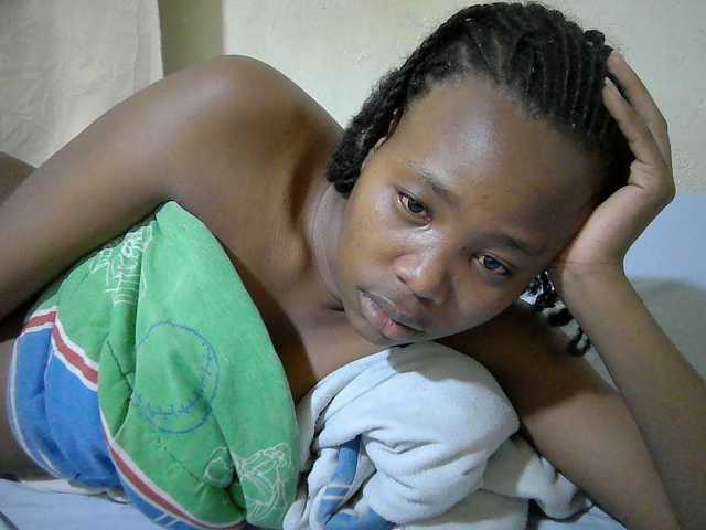 queen-slender live cam on BongaCams