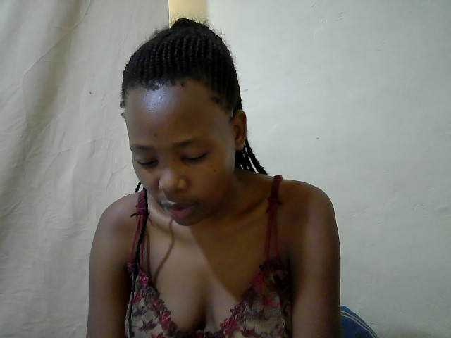 queen-slender live cam on BongaCams