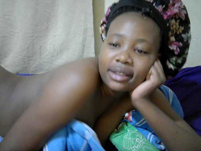 queen-slender live cam on BongaCams