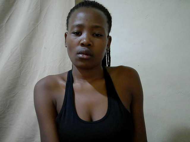 queen-slender live cam on BongaCams